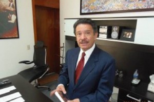Anuncia Carlos Navarrete alianza para disputar dirigencia del PRD