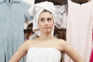 ESPEJO. Un buen look es un conjunto de prendas con accesorios y para armarlo bien es necesario que te mires