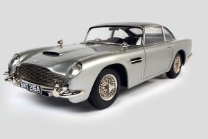 EXPOSICIN. Un impactante Aston Martin