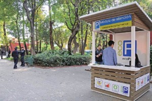 INAH frena parqumetros en Coyoacn Los mdulos de EcoParq fueron instalados en Coyoacn para informar sobre la operacin de los parqum