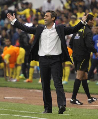 Caixinha confa en remontada de Santos El estratega portugus est confiado que sus dirigidos harn sufrir a las guilas en Torren