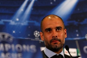 'Mrame a los ojos': Guardiola a un periodista Guardiola no se fue contento tras el empate 1-1 ante Manchester United.