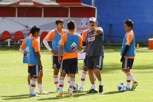 Ricardo Antonio La Volpe busca que se asimile su idea futbol�stica.