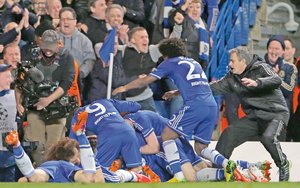 <b>Liga de Campeones.</b> Mourinho logra meter al Chelsea <b>Liga de Campeones.</b> Mourinho logra meter al Chelsea