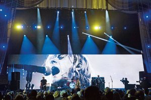 Rockeros maldicen a cr�ticos