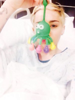 Miley Cyrus, al hospital por alergia