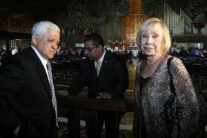 Moreno Laparade y la actriz Maty Huitrn, en la misa en honor al actor, realizada en la Baslica de 