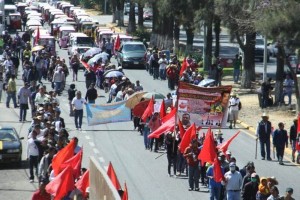 el Frente Popular Revolucionario (FPR) bloque el tramo carretero conocido como Huamol, en la carret