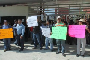 Los profesores retiraron su protesta luego de lograr una mesa de dilogo con representantes del gobi