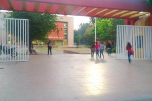 Este jueves reiniciaron clases en la Universidad