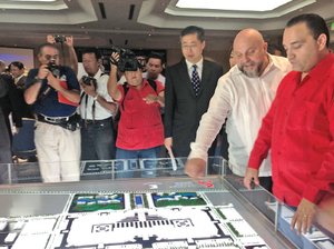 Enfrenta nueva crisis obra de Dragon Mart Enfrenta nueva crisis obra de Dragon Mart