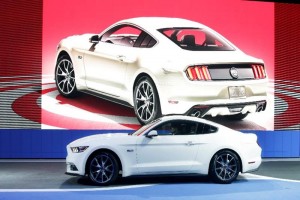 El Ford Mustang fue presentado y puesto en venta por primera vez el 17 de abril de 1964