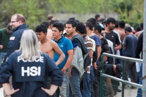 115 migrantes indocumentados fueron detectados por las autoridades de migracin en una casa de segur
