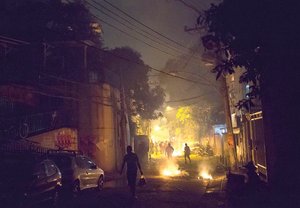 Violencia sacude favela en Ro