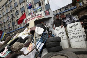 Los prorrusos de Ucrania siguen sin entregar sus armas desacatando los acuerdos obtenidos en Ginebra
