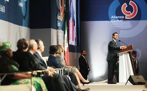 Presenta EPN plan global de inclusin