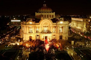 La luminarias mexicanas se darn cita la noche del martes en el Palacio de Bellas Artes