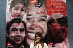 Longoria espera que ms latinos tomen parte de las decisiones polticas de EU