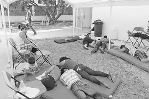 Guerrero: intoxicacin masiva tras comer pastel Guerrero: intoxicacin masiva tras comer pastel