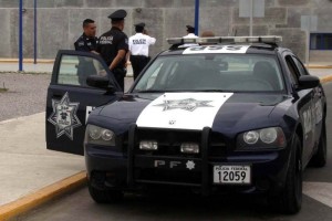Matan en emboscada a 2 miembros de PGJ-Oaxaca La Procuradura inici la investigacin por el delito de homicidio para esclarecer la muerte del pe