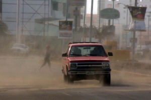 'Vientos de Santa Ana' alcanzan 95 km por hora: Cicese Se observan aumentos tanto en la presin atmosfrica como en la temperatura ambiente y en la rapidez