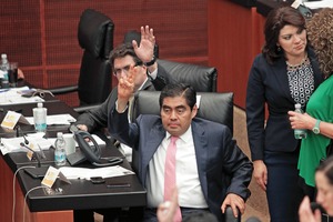 <b>Cr�nica.</b> El bono que puso a los poderes en alerta roja