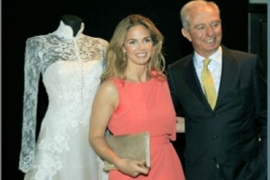 Genoveva Casanova acudi� a la inauguraci�n de la muestra