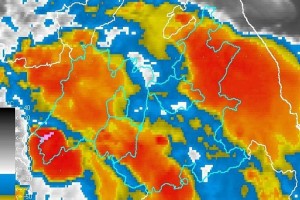 La imagen satelital revela la presencia de ncleos de tormenta sobre el occidente del Estado de Mxi