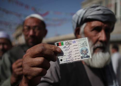 La votacin para las elecciones presidenciales afganas se inici el sbado por la maana