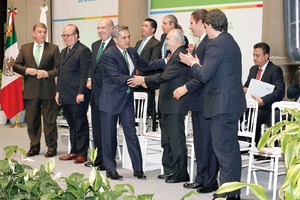 Aprietan Edomex y DF Hoy no circula Aprietan Edomex y DF Hoy no circula