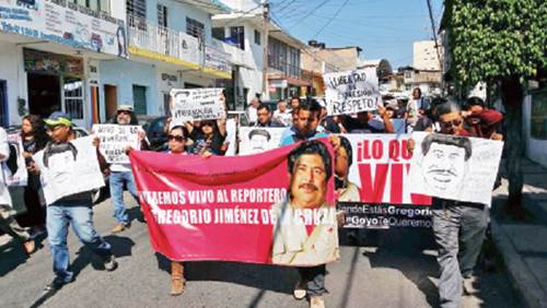 En febrero pasado, periodistas de Guerrero marcharon en Chilpancingo para demandar la presentaci�n c