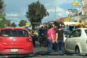 El Universal - DF - Balacera deja un muerto y dos heridos en Tepito