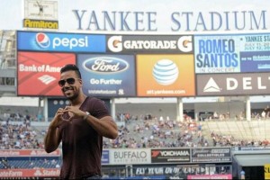 Santos, quien creci en el Bronx siendo un fantico de los Yankees, se hace llamar el rey de la bach
