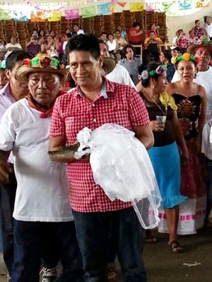 El casamiento es la representaci�n de alianza para lograr el equilibrio entre hombres y animales, pa