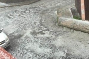 Una fuerte lluvia acompaada de granizo azota esta tarde el Centro Histrico de Puebla