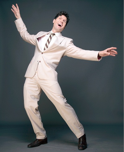 Ya sin cncer, se sube al escenario Martnez es el novio corts y valiente