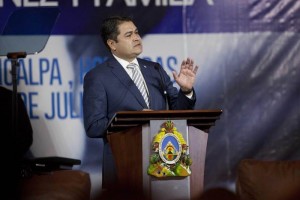 Orlando Hernndez afirma que el xito de Colombia y en algunas zonas de Mxico en el combate al crim