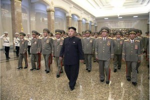 Mientras, la televisin estatal norcoreana dedicaba el da a emitir la solemne ceremonia oficial en 