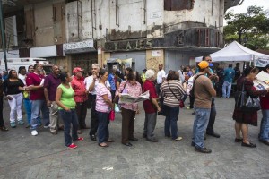 Denuncian grave deterioro de servicios pblicos en Venezuela El legislador seal que el gas domstico es la pesadilla de los sectores populares donde