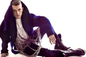 Pap famoso, hijo modelo Hered la gallarda de su padre, el actor Jude Law, algo que lo ha llevado a sus 17 aos a firmar co