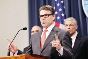 El gobernador Perry fue evidenciado por opositores de querer hacer proselitismo con los nios migran