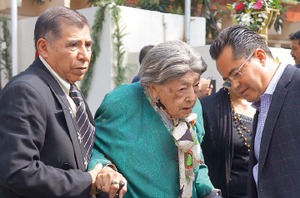 <b>Historia.</b> <b>Historia.</b>