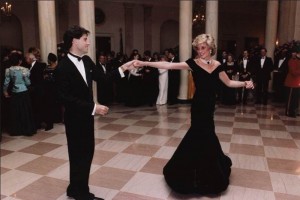 Travolta tuvo sexo con hombre despus de bailar con Lady Di