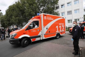 Los servicios de emergencias en la capital alemana acordonaron brevemente una oficina de empleos y l