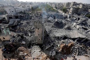Funcionarios palestinos reportaron ms de 150 ataques areos en diversos lugares de Gaza