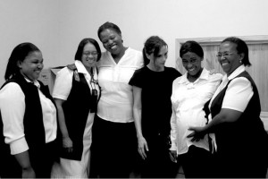 El dinero recaudado de la subasta de vestidos, sombreros, zapatos, bolsos y joyer�a de Beckham ser� 