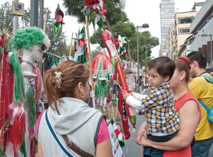 <b>Cr�nica.</b> La ciudad comienza a pintarse de tricolor