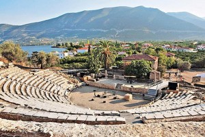 Detienen a director por filmar un desnudo en teatro antiguo Los agentes detuvieron al cineasta y a todos sus colaboradores -que tenan un permiso oficial de dos