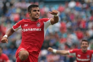 Ten�a la escuadra escarlata en el estadio Azul