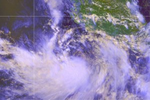 La tormenta tropical propiciar oleaje de hasta cuatro metros de altura y vientos con rachas de hast